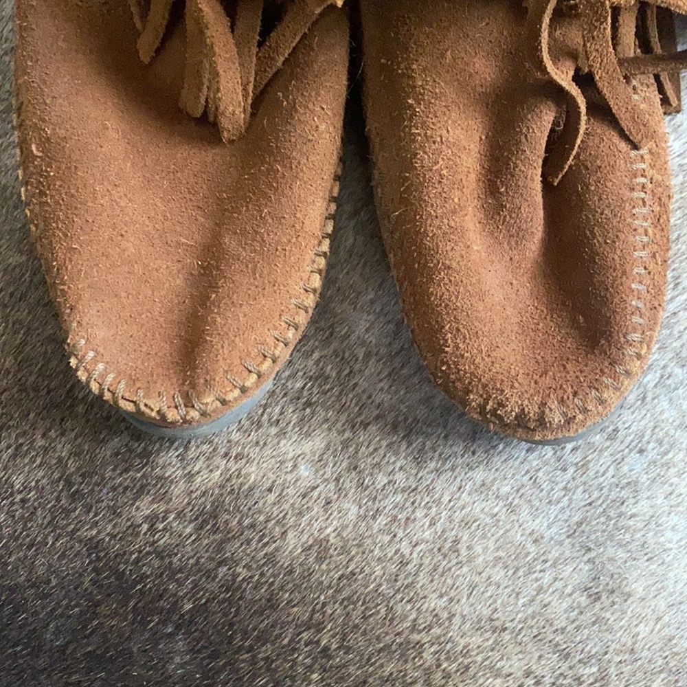 Minnetonka Fringe Boot Size 10 - image 5